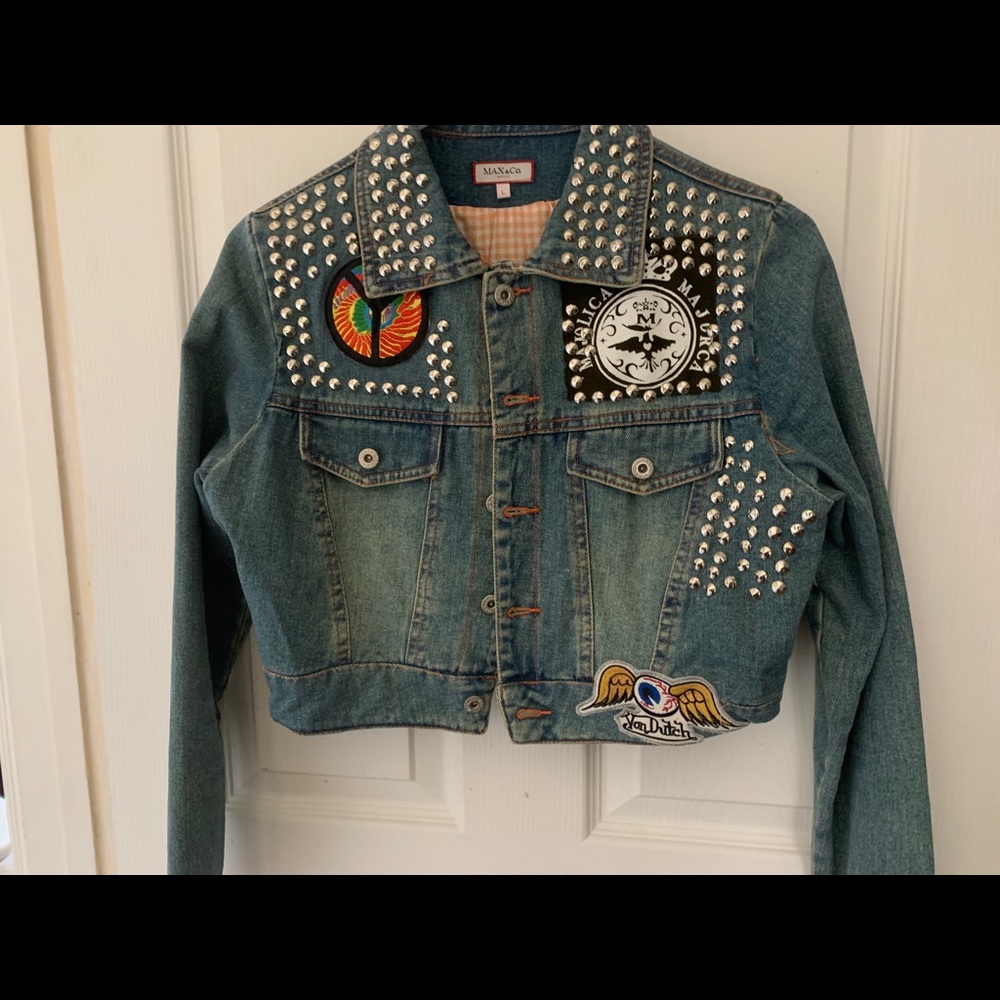 Cropped denim jacket